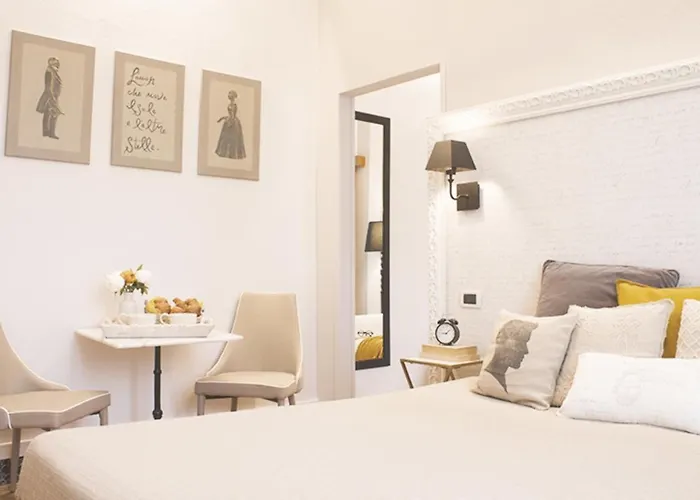 Bed & Breakfast Accanto Al Centro 4*