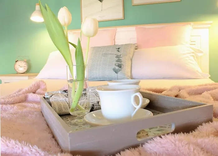 Accanto Al Centro Bed & Breakfast