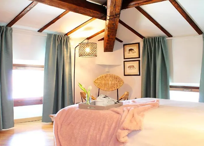 Accanto Al Centro Bed & Breakfast 4*