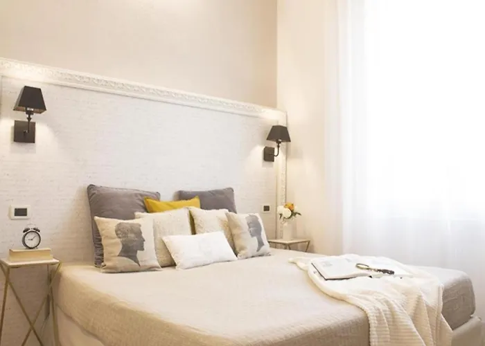 Bed & Breakfast Accanto Al Centro 4*