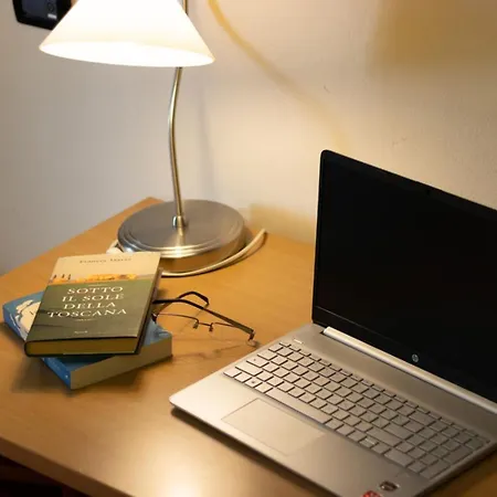 Accanto Al Centro Bed & Breakfast Prato (Prato)