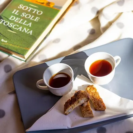 Accanto Al Centro 4* Prato (Prato)