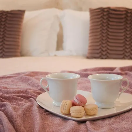 Accanto Al Centro 4*