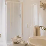 Accanto Al Centro Nocleg ze śniadaniem 4*
