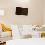 Nocleg ze śniadaniem Accanto Al Centro 4*