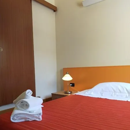 Accanto Al Centro 4* Prato (Prato)