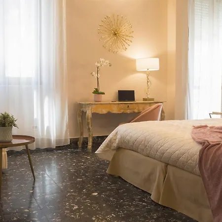 Accanto Al Centro Bed & Breakfast
